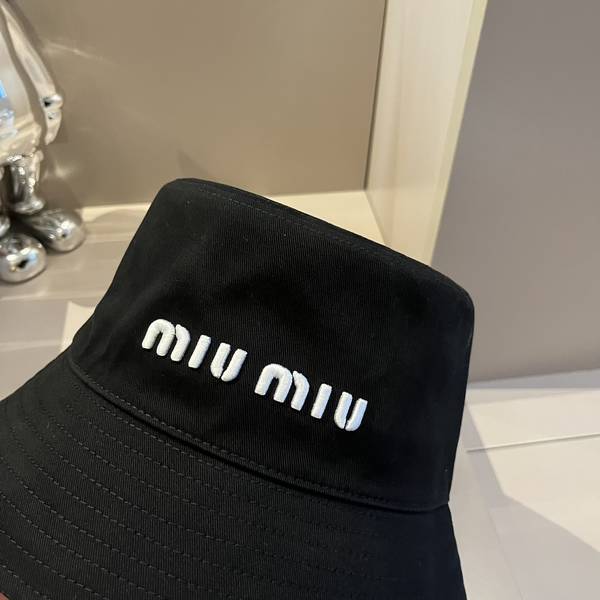 Miu Miu Hat MUH00201